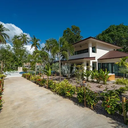 Shi Phangan Villas